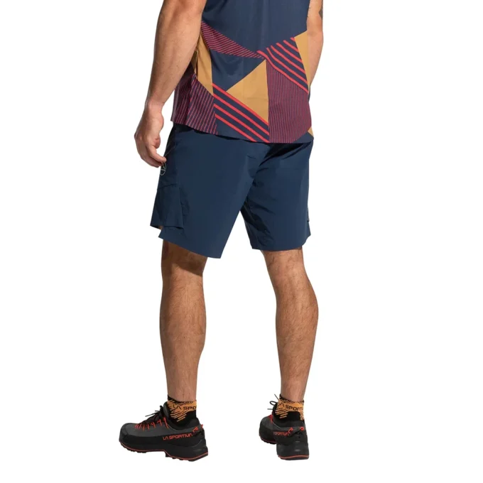 Short Comp M